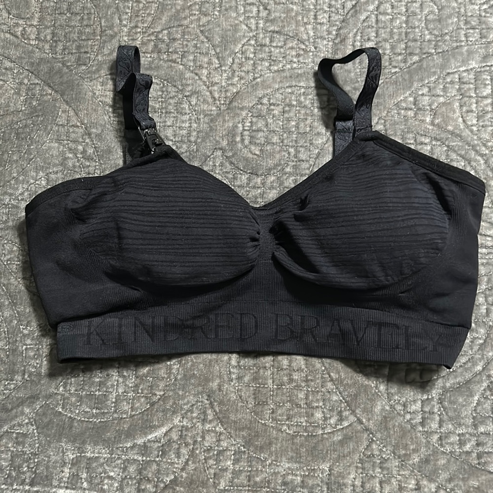 Nursing bra never worn!
